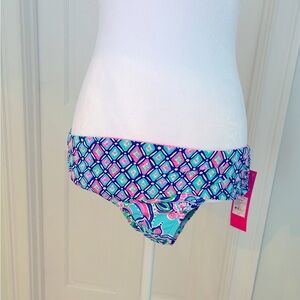 Fun and NWT!! Lilly Pulitzer Lagoon Hipster Blue Horizon Jungle Sunrise 8 NWT